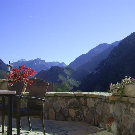 Penzion La Casona De Sames Exteriér fotografie