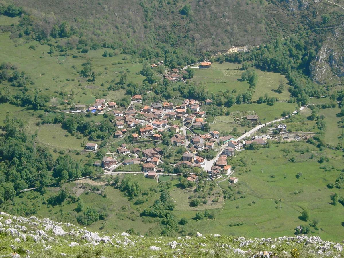 Penzion La Casona De Sames Exteriér fotografie