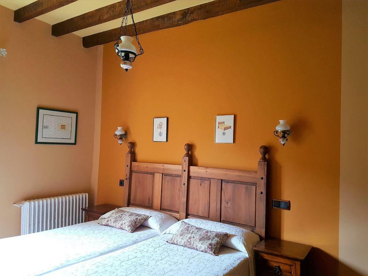 Penzion La Casona De Sames Exteriér fotografie