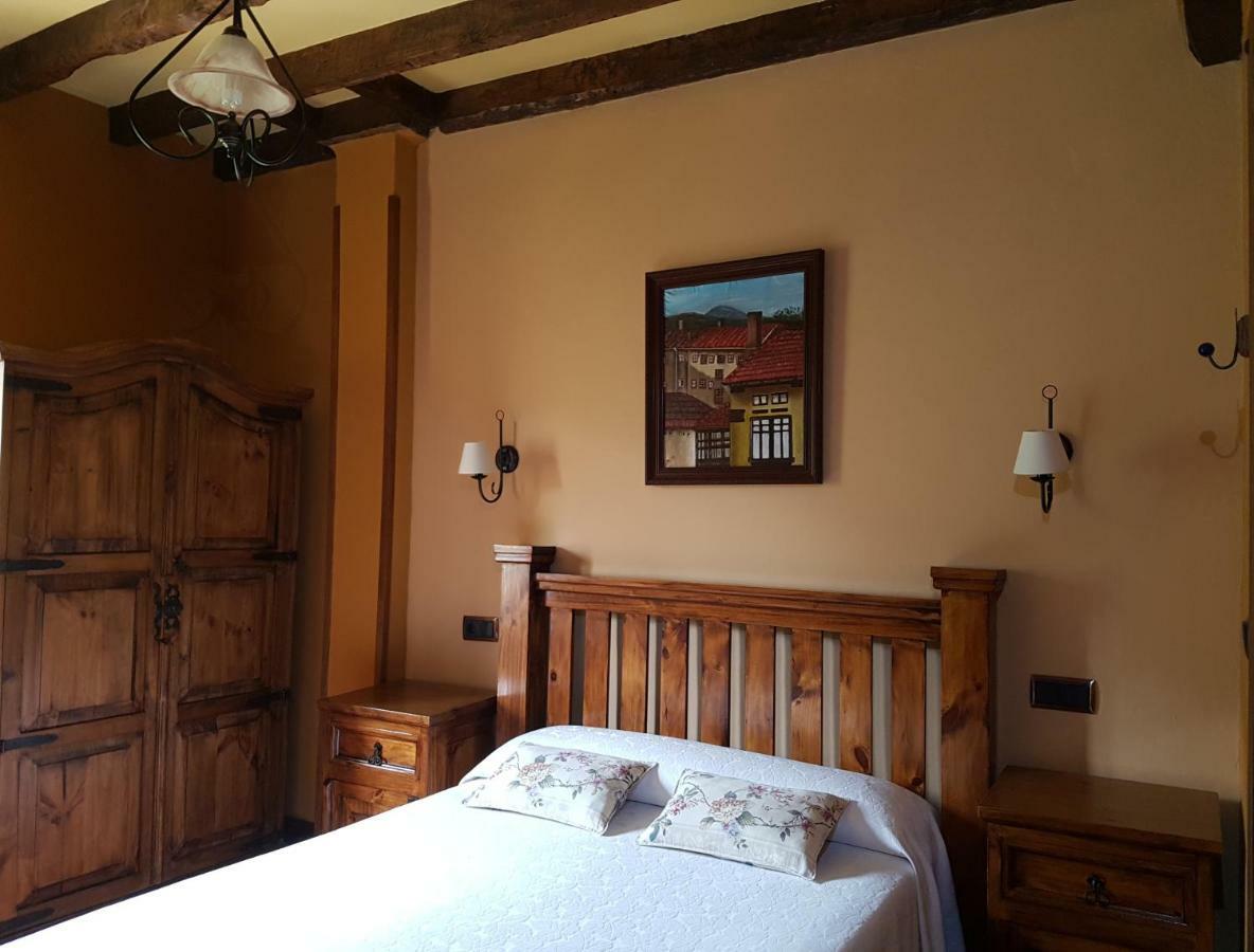 Penzion La Casona De Sames Exteriér fotografie