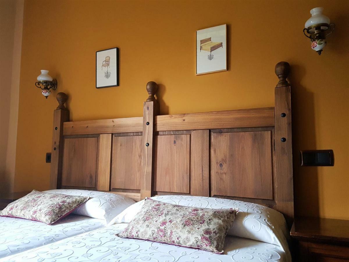 Penzion La Casona De Sames Exteriér fotografie