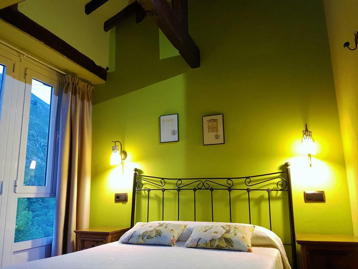Penzion La Casona De Sames Exteriér fotografie