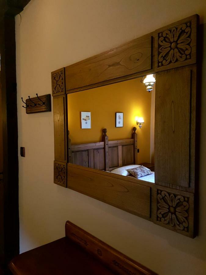 Penzion La Casona De Sames Exteriér fotografie