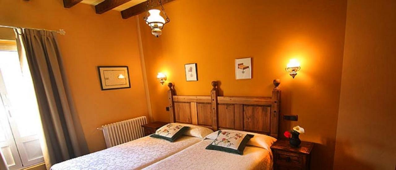 Penzion La Casona De Sames Exteriér fotografie