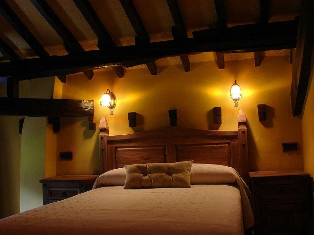 Penzion La Casona De Sames Exteriér fotografie